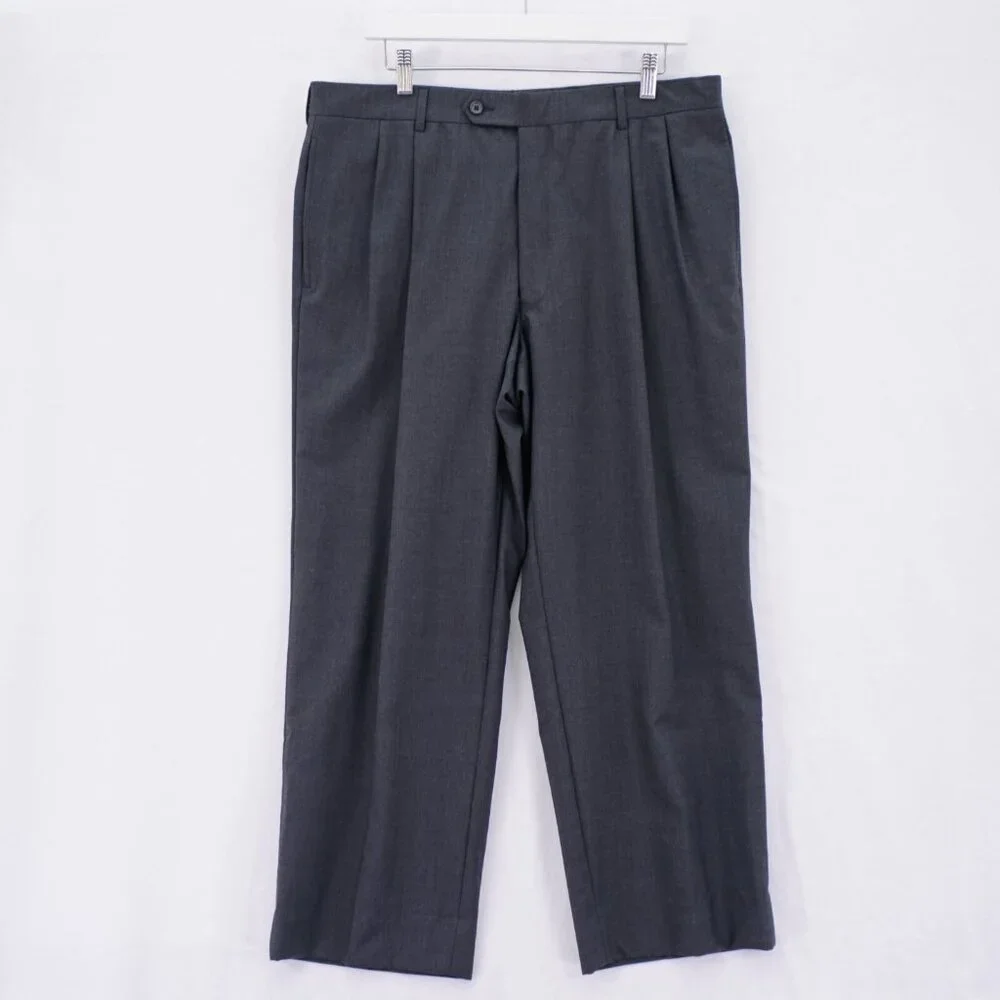 Jos A Bank Gray Wool Dress Pants Trousers 36 / 26.5 Short Mid Rise Pleated Cuffe